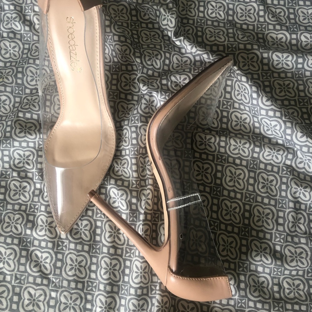 Shoes - Picture 4 of 4